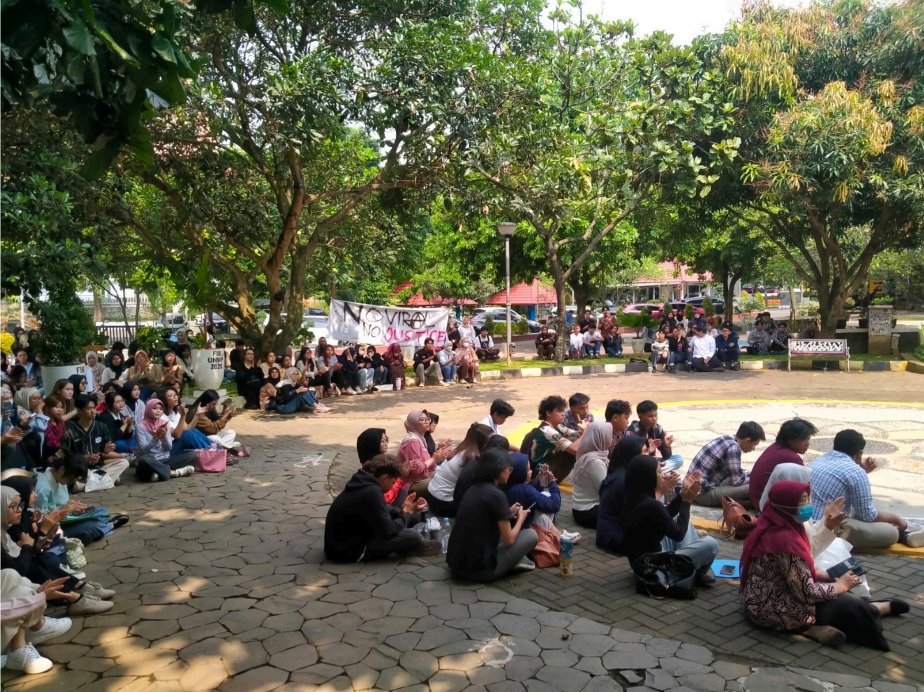 Lubang tak Berdasar: Ketidakjelasan Ruang Aman di Kampus FIB