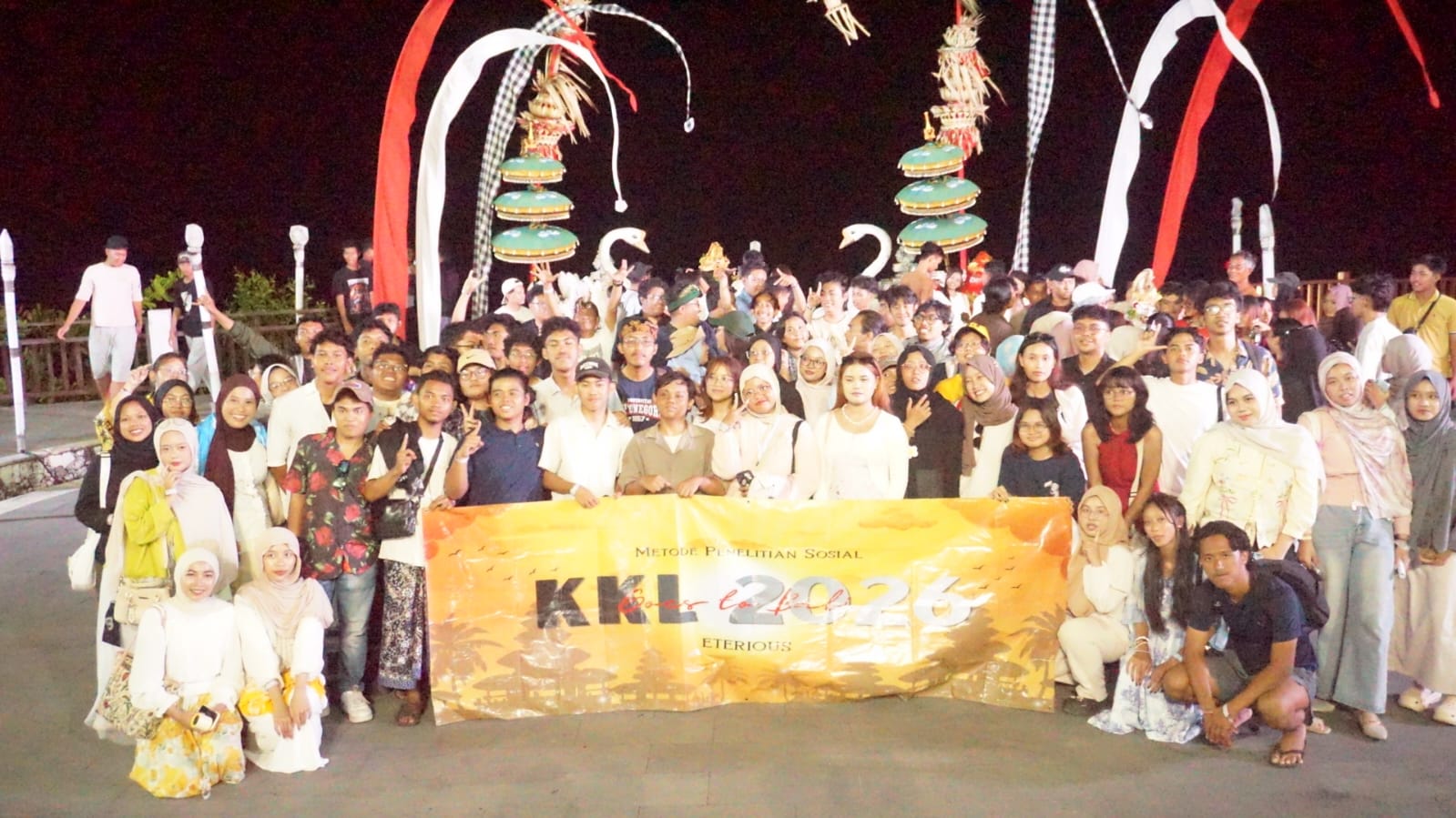 Aplikasikan Metode Penelitian Sosial, 146 Mahasiswa Sejarah Undip Rampungkan KKL di Kabupaten Buleleng